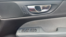 Volvo V60 2.0 B3P R DESIGN 5dr Auto Petrol Estate